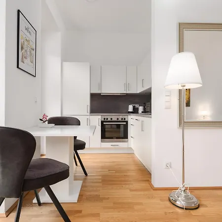 Next To Schoenbrunnpalace Close To Public Transport - Myschoenbrunn Apartments Vienne Extérieur photo