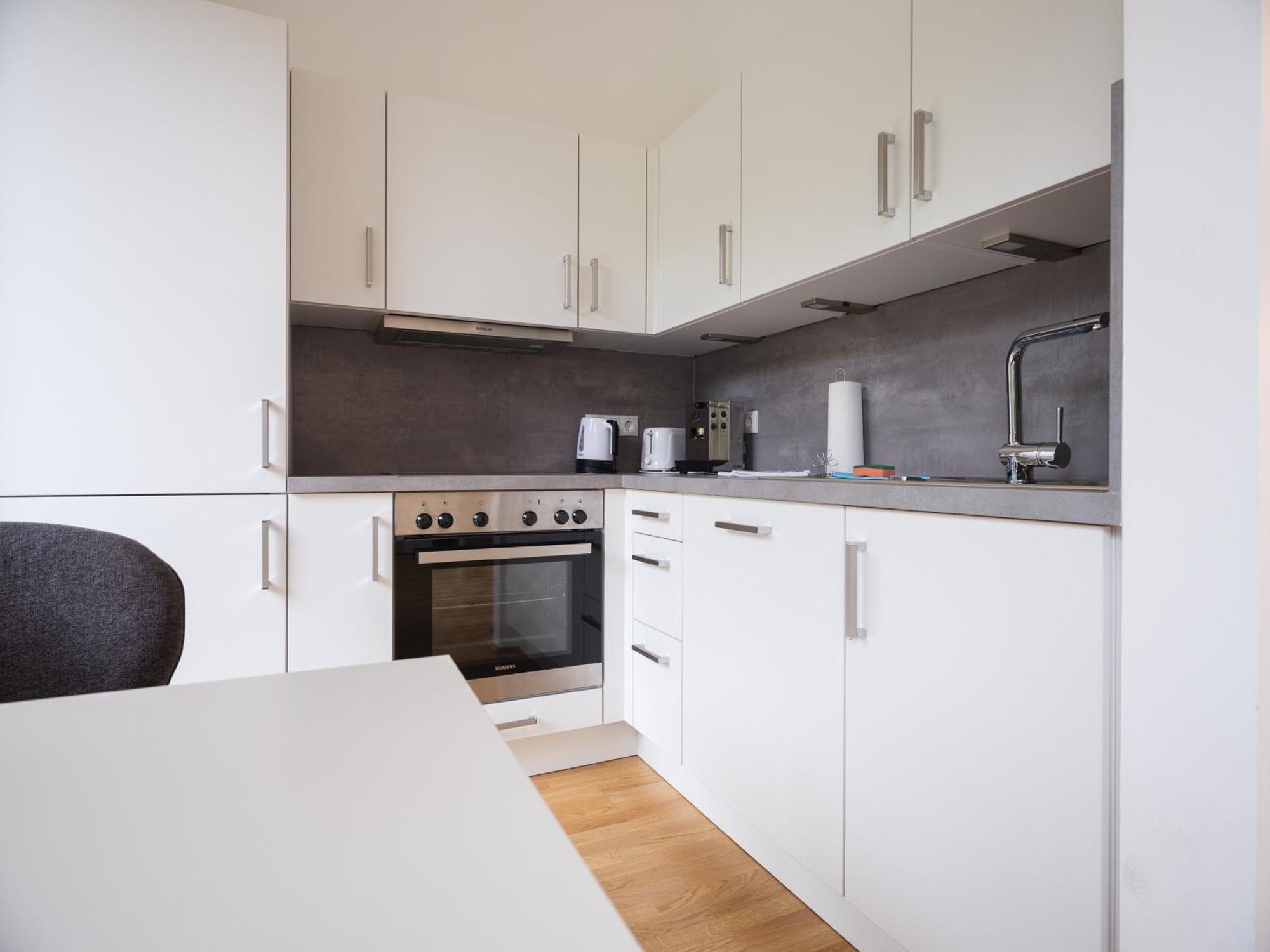 Next To Schoenbrunnpalace Close To Public Transport - Myschoenbrunn Apartment *