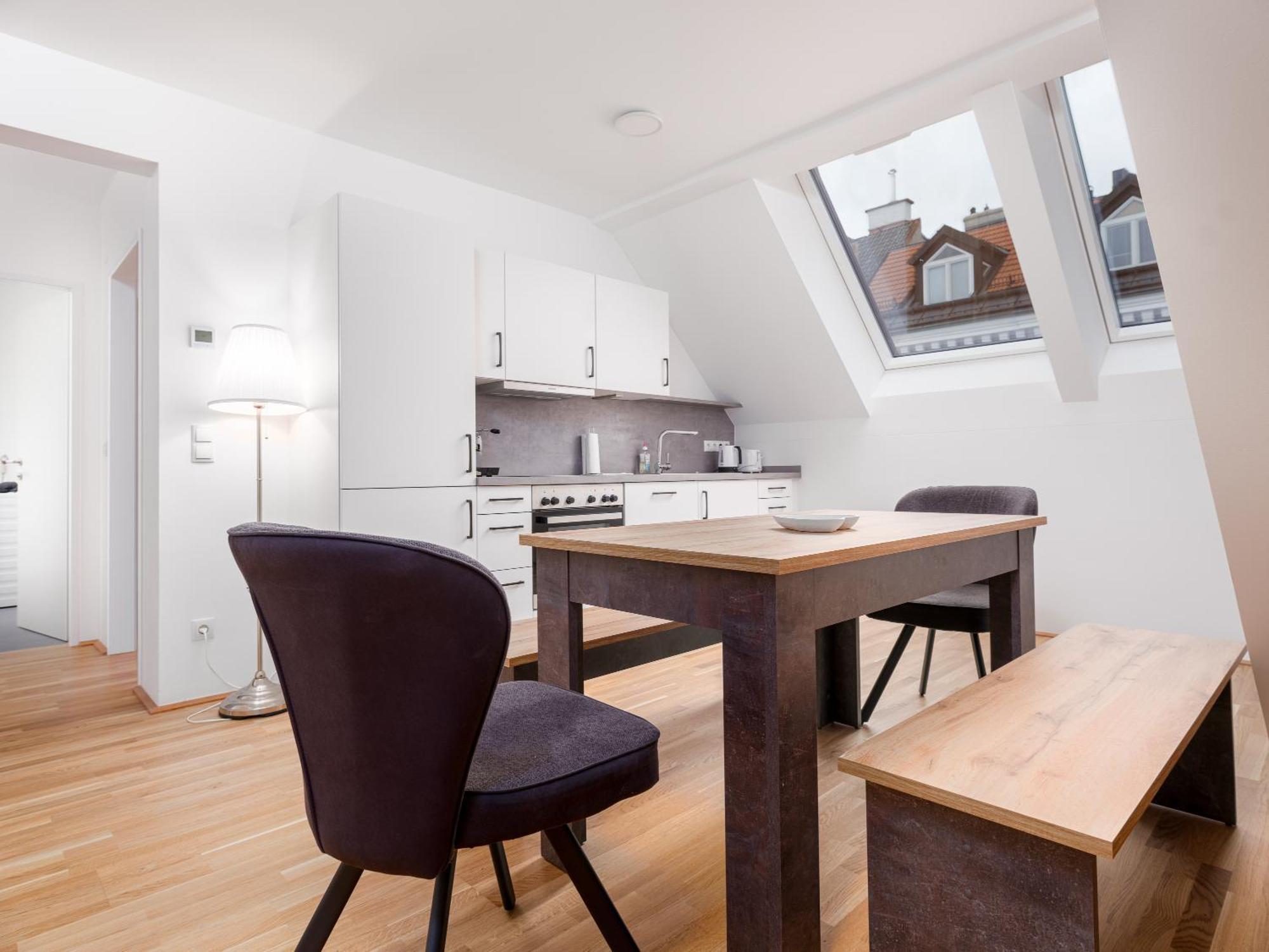 Next To Schoenbrunnpalace Close To Public Transport - Myschoenbrunn Apartment
