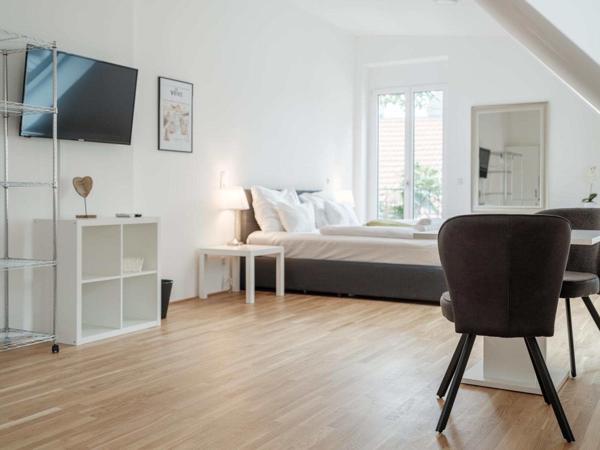 Next To Schoenbrunnpalace Close To Public Transport - Myschoenbrunn *