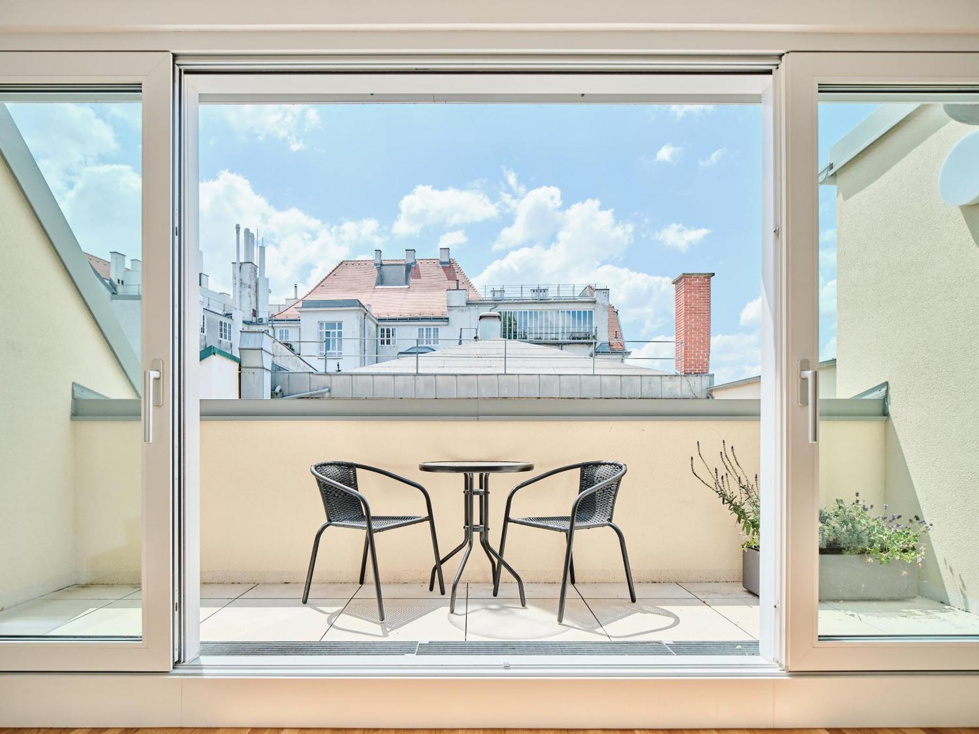 Next To Schoenbrunnpalace Close To Public Transport - Myschoenbrunn Vienna