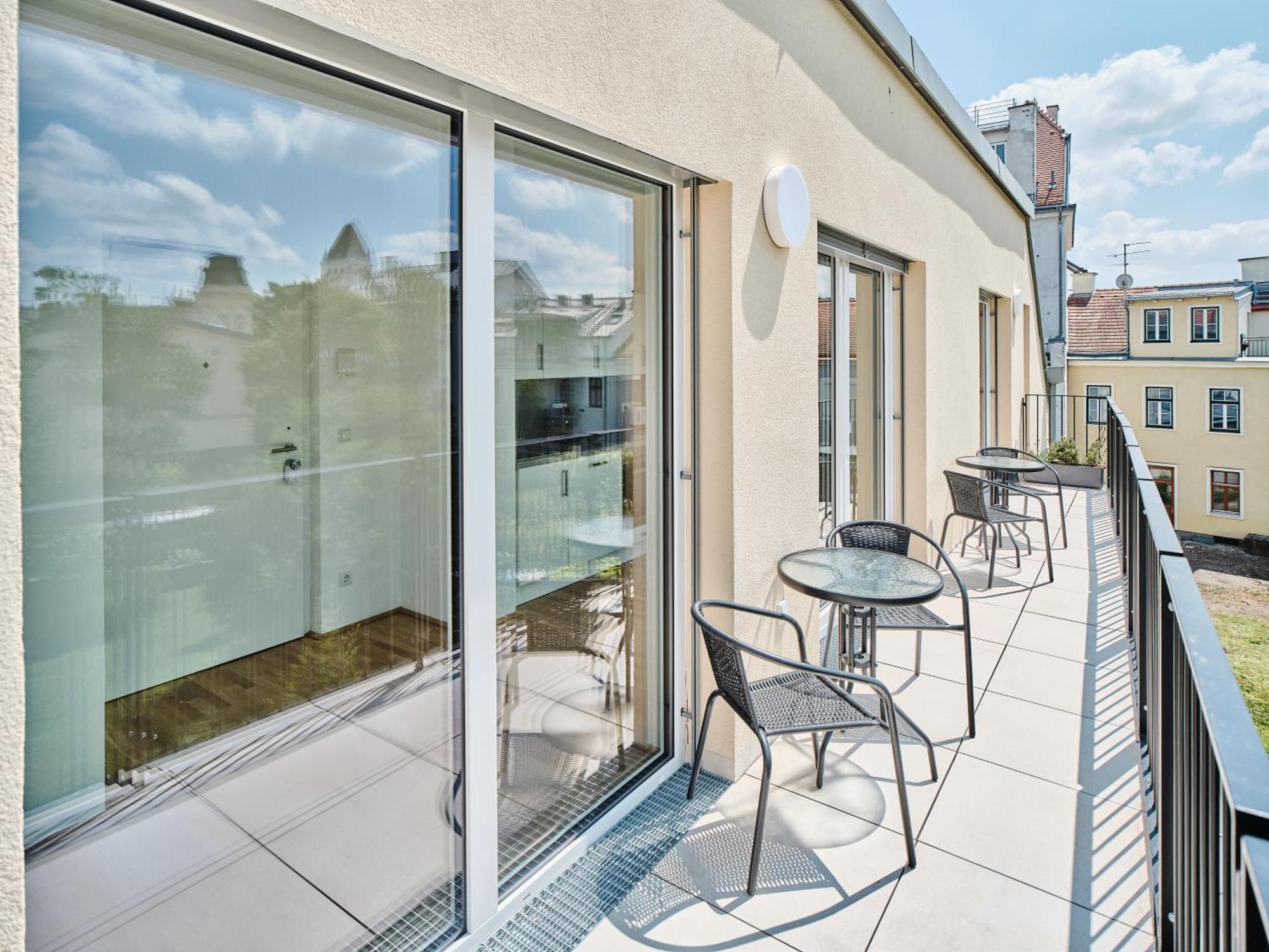 Next To Schoenbrunnpalace Close To Public Transport - Myschoenbrunn Apartment